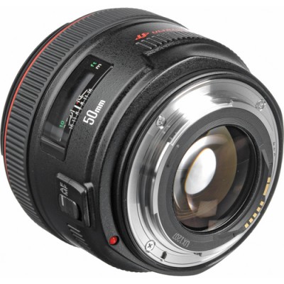 Canon EF 50mm f/1.2L USM 